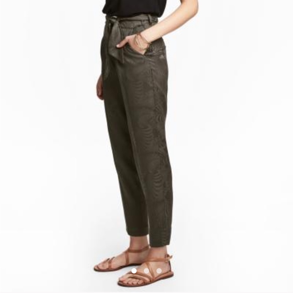 NWT H&M ankle side tie dark khaki green paper bag pants size 10